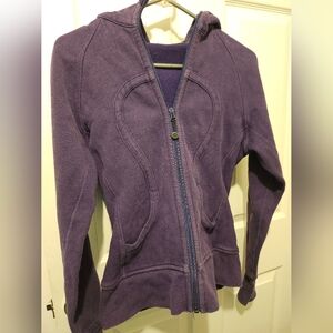 17 Ptp And A Light Wash Wear Sold As Is